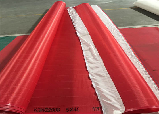 ประเทศจีน กระดาษสีแดง / สีขาวเครื่องแต่งกายโพลีเอสเตอร์ตะแกรงตะแกรงแทรกชนิดตะเข็บ โรงงาน